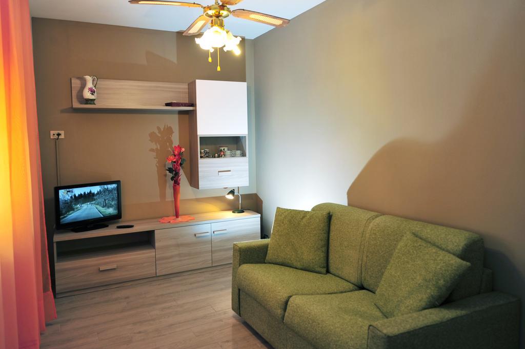 Casabb Apartment Тосколано Мадерно Екстериор снимка